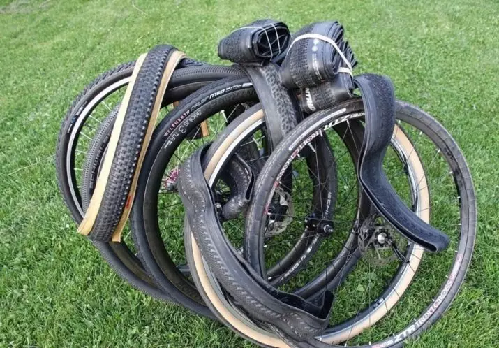 Renkaat polkupyörälle: Kuinka valita höyhen ja ilmaton pyöräukot 20 tuumaa varten? Mitä renkaalla pitäisi olla renkaat? Mikä on semis-puhelut? 20450_27