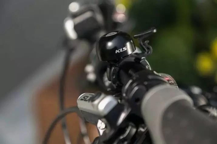 مكالمة دراجة: كيفية اختيار إشارة الدراجة؟ أصناف من Wreshlons على الأصوات والهواء المضغوط وقضبان CLAXSON على دراجة 20451_11