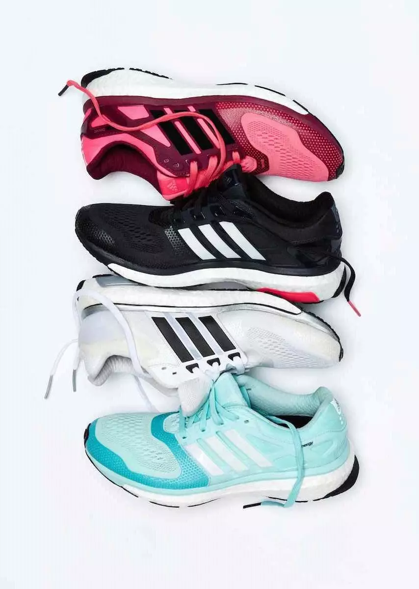 Sneakers do biegania na asfalcie (65 zdjęć): Jak wybrać bieżące trampki, jak wybrać najlepsze 2046_51