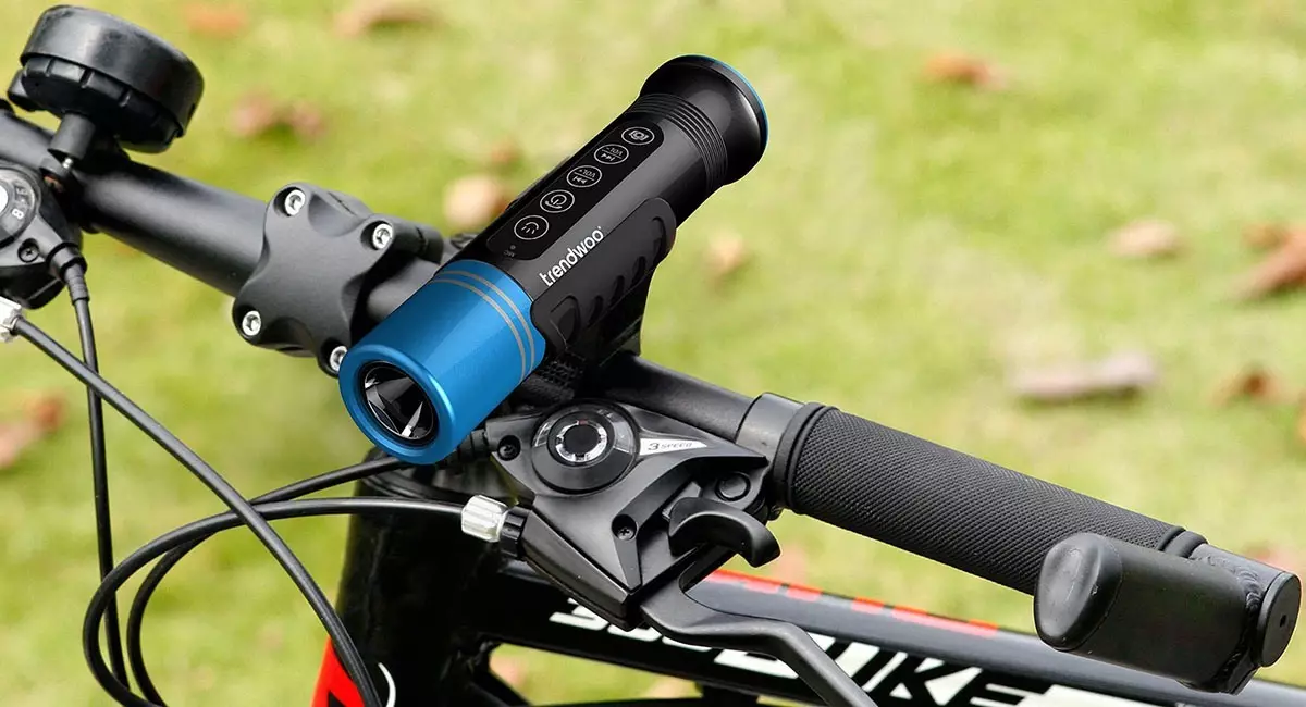 自転車欄：締め付け機能とサイクルブランドのホルダーサポート。 JBL列の概要とBluetoothを備えたその他。ステアリングホイールの携帯列を選択する方法？ 20478_20