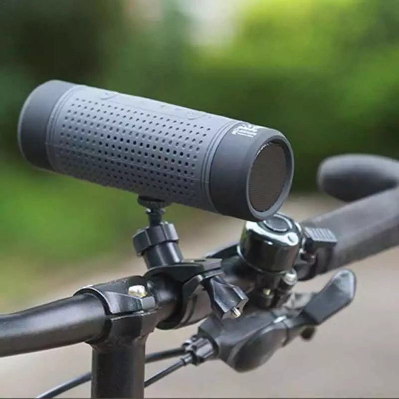 自転車欄：締め付け機能とサイクルブランドのホルダーサポート。 JBL列の概要とBluetoothを備えたその他。ステアリングホイールの携帯列を選択する方法？ 20478_9