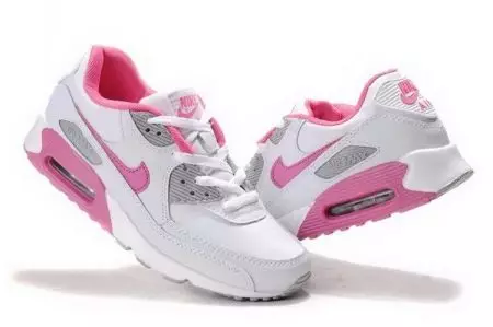 Zapatillas Pink Sneakers (56 fotos): Qué usar, modelos femeninos, suavemente rosa con suela gris 2048_16