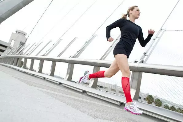 Le choix des baskets pour la course à pied (64 photos): Sélection de la semelle et la taille des baskets de roulement, qui conviennent à la course à pied 2049_60