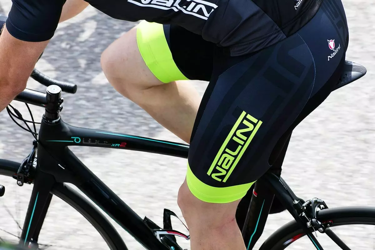Voshort: tipi di ciclismo, pantaloncini da ciclismo da donna e da uomo dal marchio Fox e altri produttori di abbigliamento per una bicicletta 20501_6