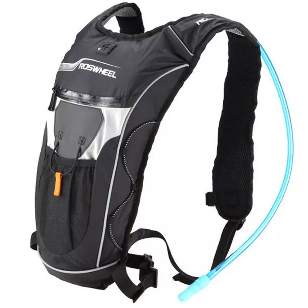 Velororyukzak: Pumili ng isang backpack sa puno ng bisikleta at sa likod ng isang siklista, pagbibisikleta backpack deuter, Cyclotech, Thule at iba pang mga modelo 20506_19