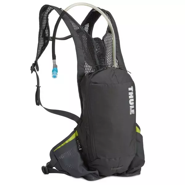 Velororyukzak: Agħżel backpack fuq il-ġisem ta 'roti u fuq wara ta' ċiklista, ċikliżmu backpack deewer, cyclotech, Thule u mudelli oħra 20506_26