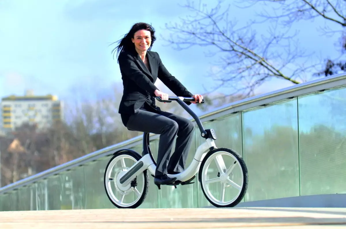 Жиналмалы электр велосипеді: Compact электр тауы мен басқа модельдерге шолу, ең жақсы жеңіл және қуатты және қуатты жиналмалы электр велосипедтері 20519_35
