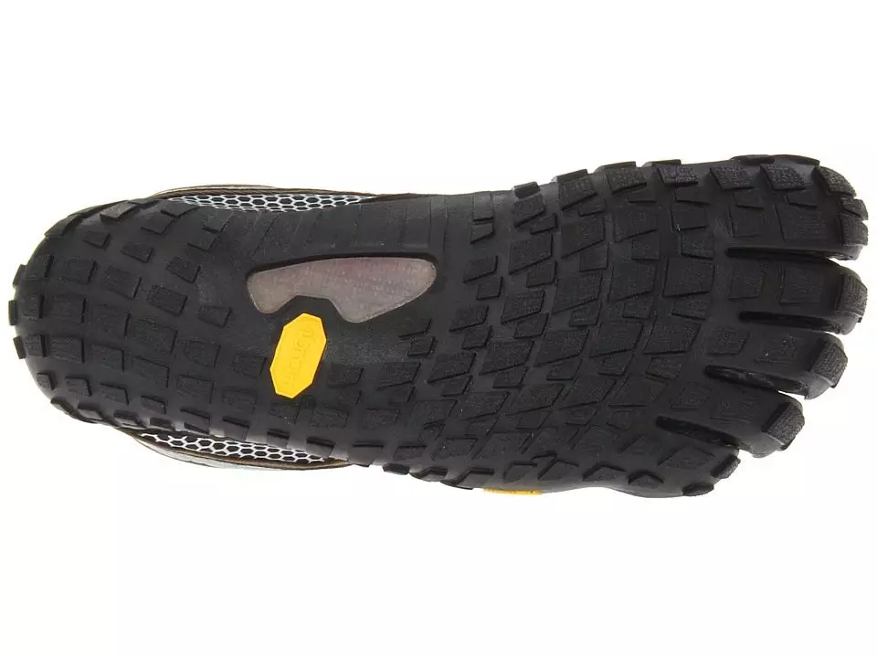 Sneakers med fingrar Vibram (49 foton): Modeller med 5 separata fingrar 2053_26