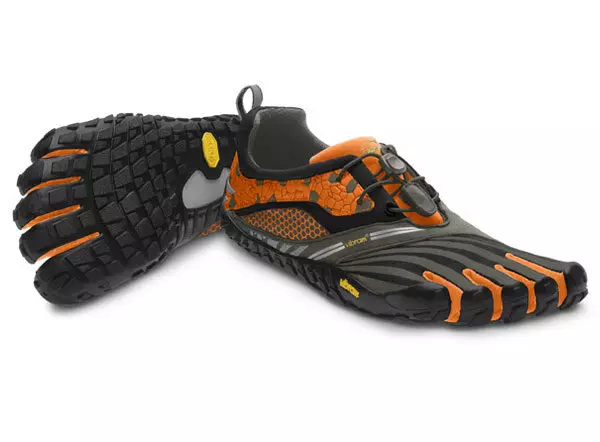 Sneakers tare da yatsunsu Vibram (49 Hoto): Models tare da yatsunsu 5 daban 2053_36