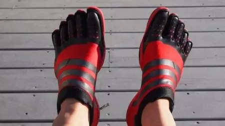 Parmaklı spor ayakkabı Vibram (49 fotoğraf): 5 ayrı parmaklı modeller 2053_41