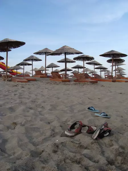 Montenegro'da Ada Boyana (41 Fotoğraf): Karadağ'daki adanın özellikleri, plaj ve otellerin tanımı. Turist yorumlar 20558_5