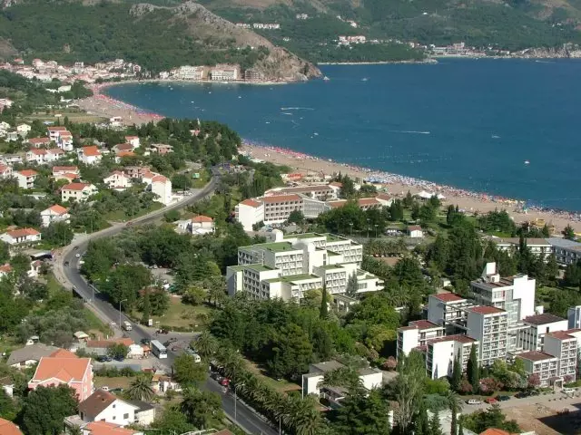 Beachichi Beach (34 ფოტო): დადებითი და Cons of Beach in Montenegro, მისი თვისებები 20561_12