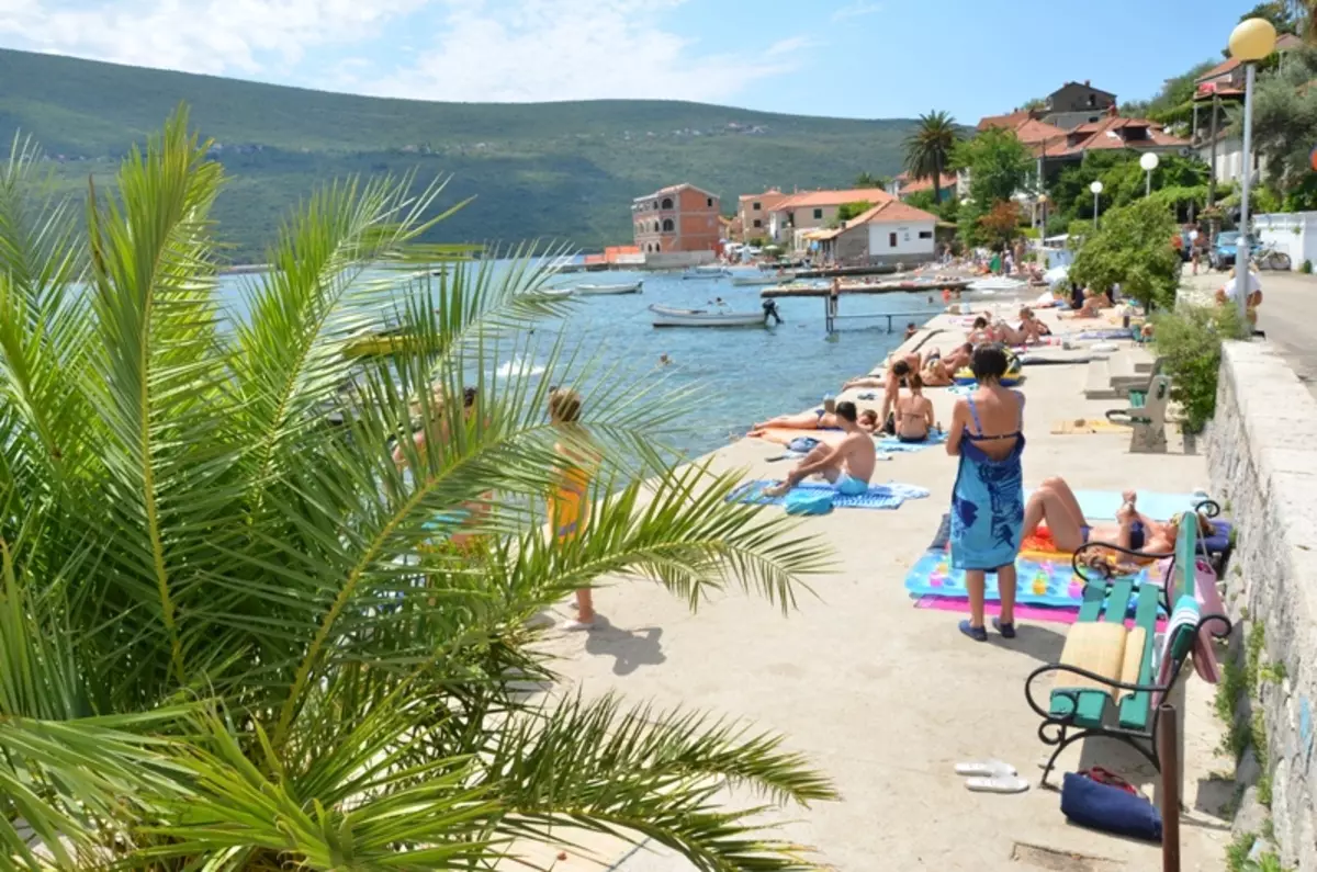 Jenovichi en Montenegro (45 fotos): ¿Qué tipo de comida vale la pena intentarlo? Características del tiempo. Descripción de playas y hoteles. Críticas turísticas 20564_26