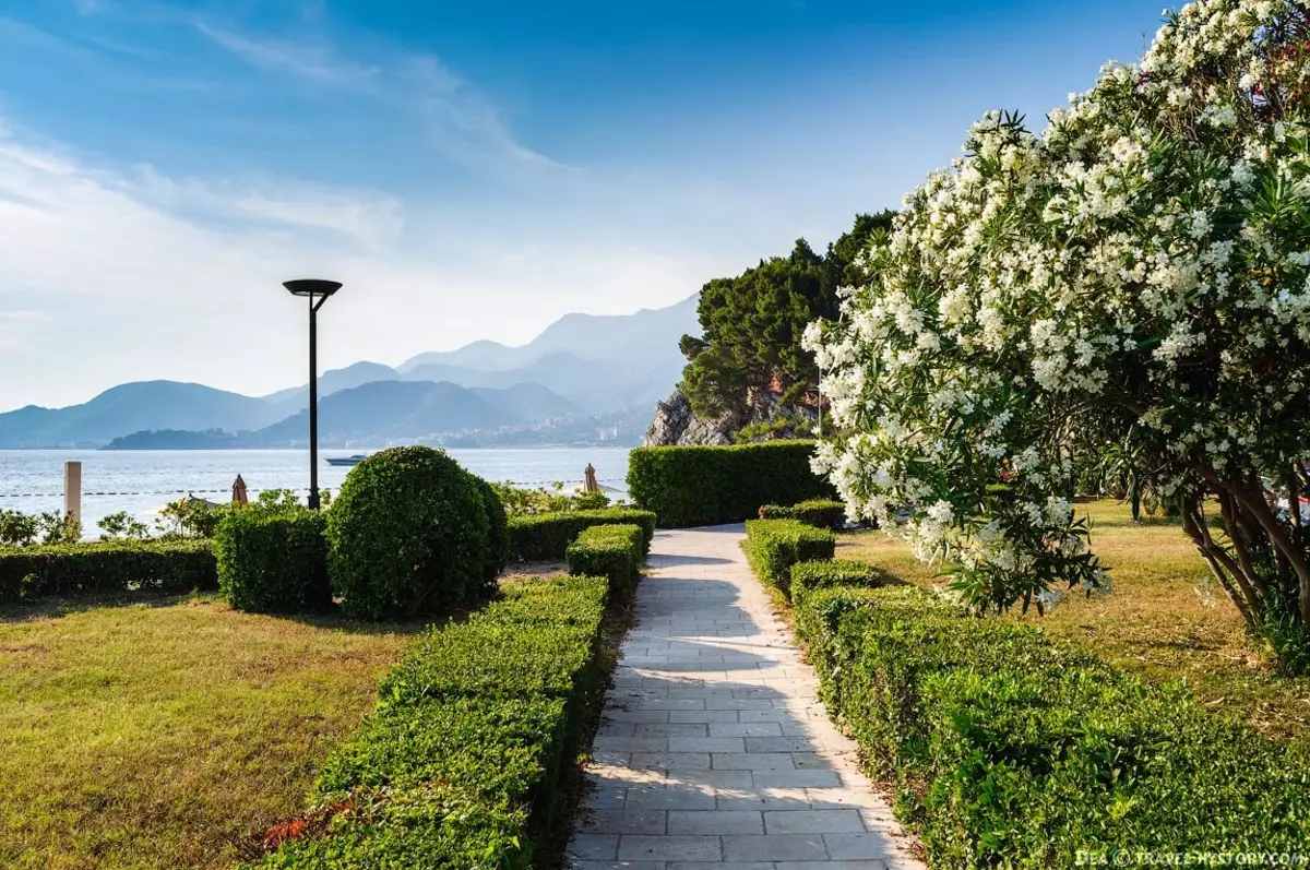 Sveti Stephen Juodkalnijoje (70 nuotraukų): Viešbučių ir paplūdimių aprašymas, atrakcionų sąrašas. Kaip diversifikuoti atostogas gyvenvietėje? Apžvalgos 20566_70