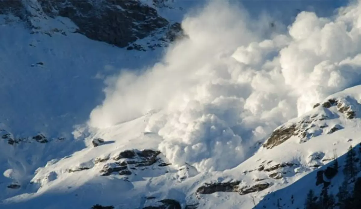 Météo à Monténégro: Quel mois est-il préférable de choisir de se détendre? Caractéristiques climatiques. Quand commence la saison de baignade? 20569_16