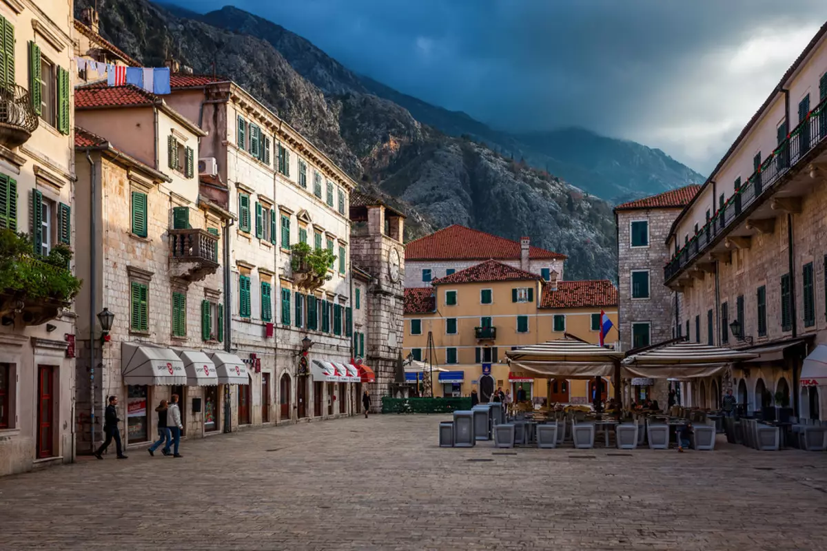 Montenegro al juliol (47 fotos): El temps i les vacances actives a Montenegro en els mesos d'estiu. El clima a les muntanyes 20583_26