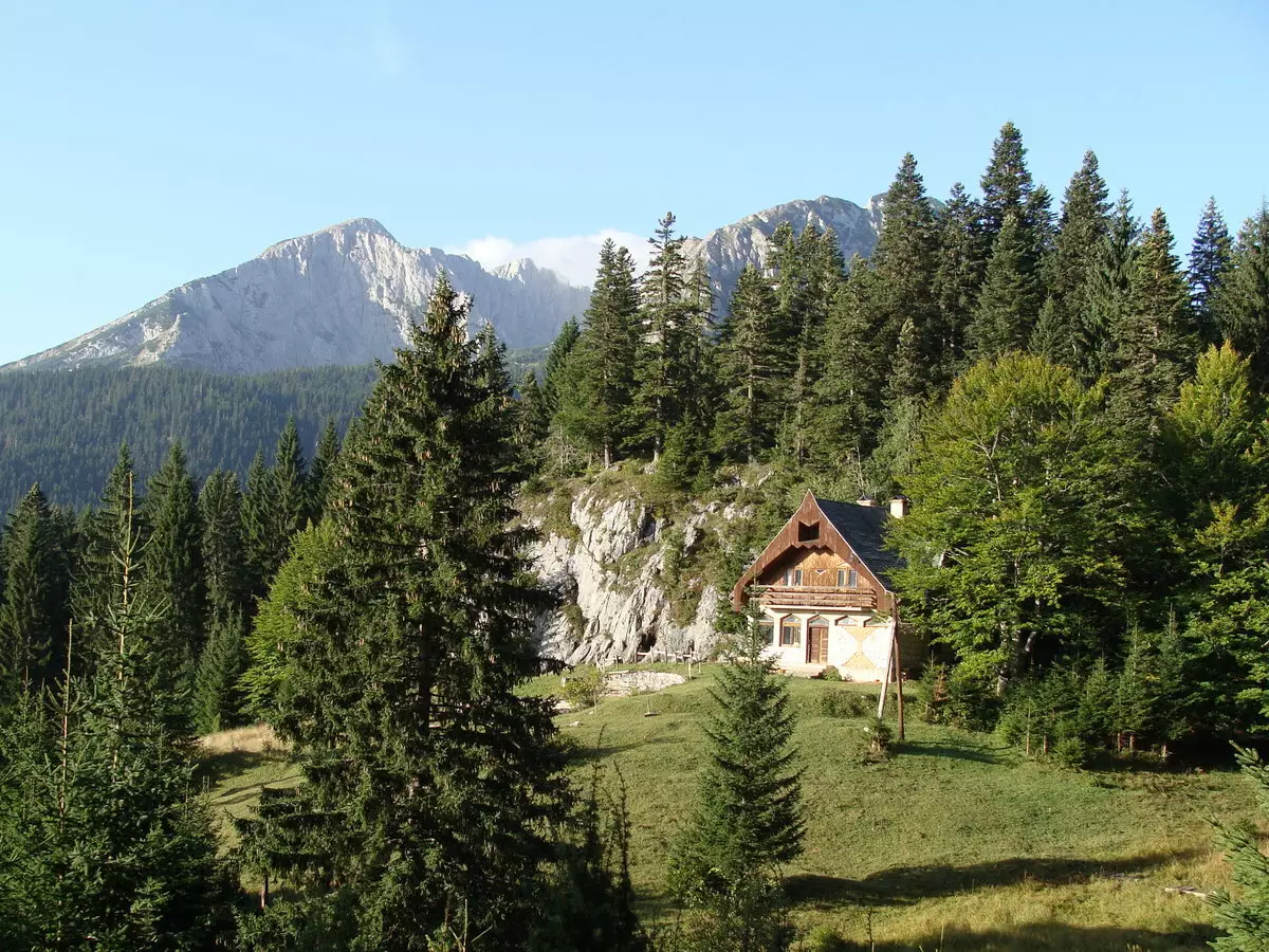 Durmitor (68 zdjęć): Cechy Parku Narodowego w Czarnogórze. Gdzie jest na mapie? Jak dostać się do? Zabytki rezerwy 20590_2
