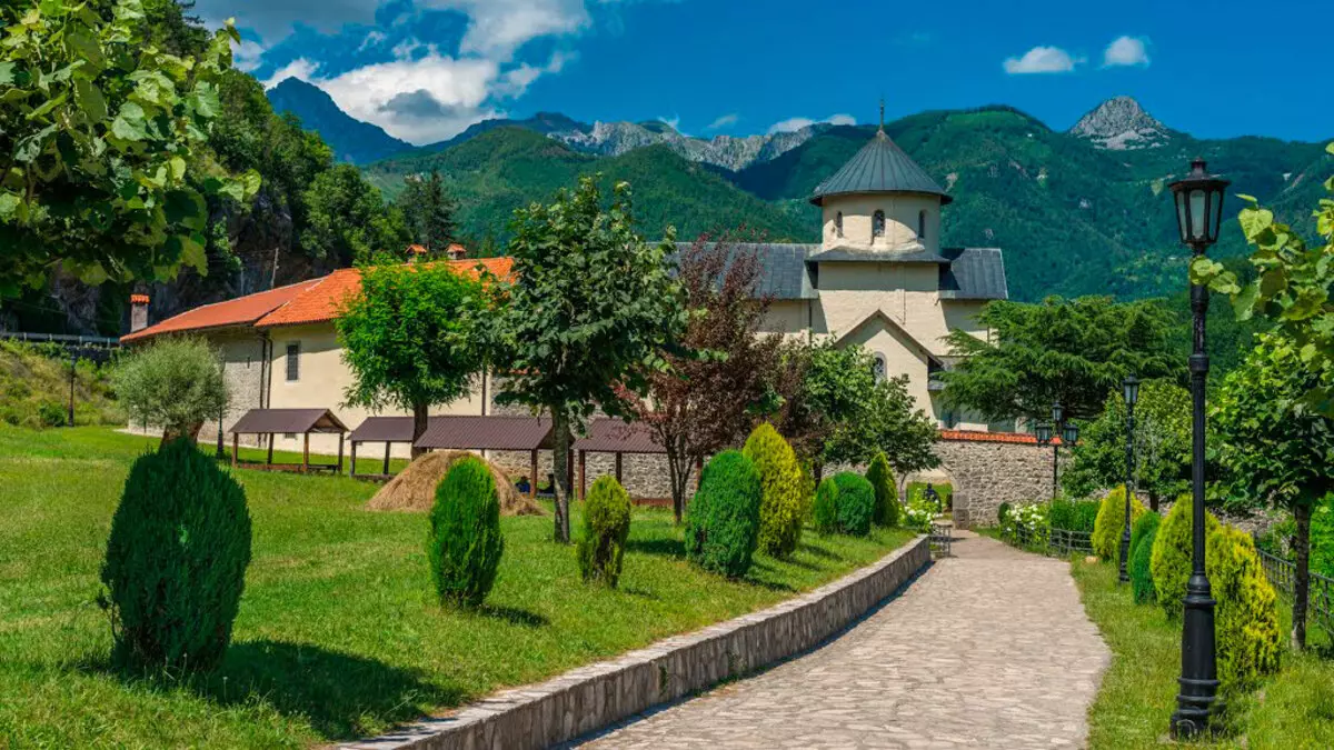 Дурмитор (68 фотографии): Карактеристики на Националниот парк во Црна Гора. Каде е на мапата? Како да се добие? Место на резерва 20590_21