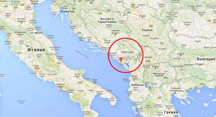 Muntenegru (113 fotografii): Unde este Mapa Lumea și Europa? Capitala și pavilionul Muntenegrului. Care este stema din țară? Care este numărul de populație? 20598_8