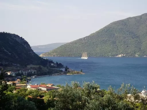 Risan en Montenegro (32 fotos): Lista de puntos turísticos da cidade, o aeroporto máis próximo. Descrición das praias. Revisións turísticas 20603_27