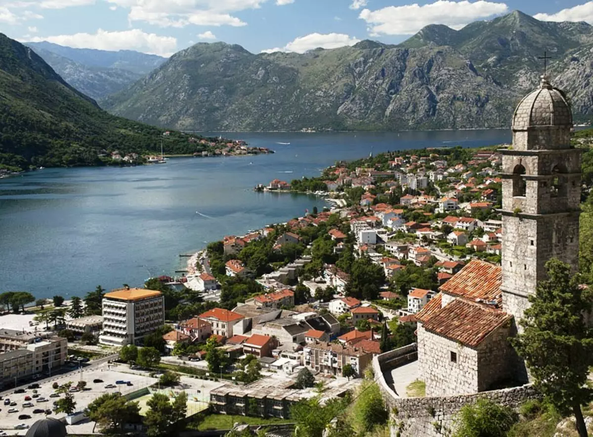 Risan i Montenegro (32 foton): Lista över sevärdheter i staden, närmaste flygplats. Beskrivning av stränderna. Turistmål 20603_4