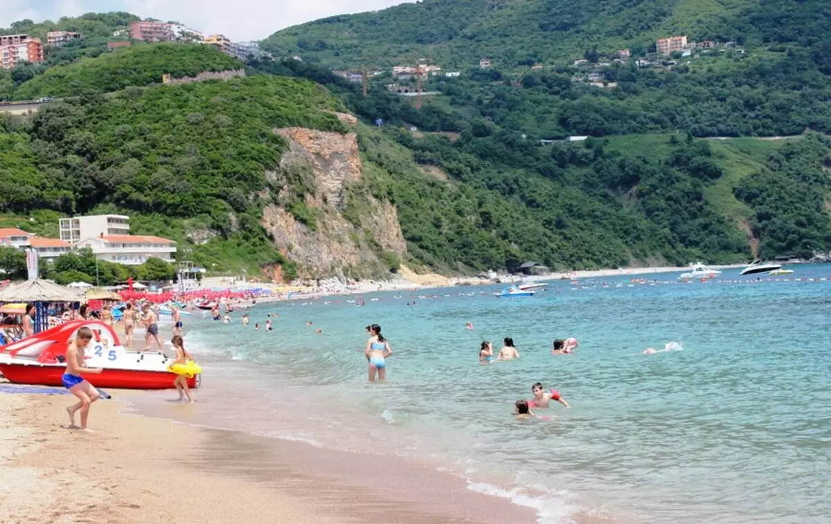 Буда Плажа (62 фотографиј): Најбоље плаже Будве, карактеристике посете плаћених и слободних зона у Црној Гори. Где на карти Финд Славиц Беацх? Туристичке критике 20610_41