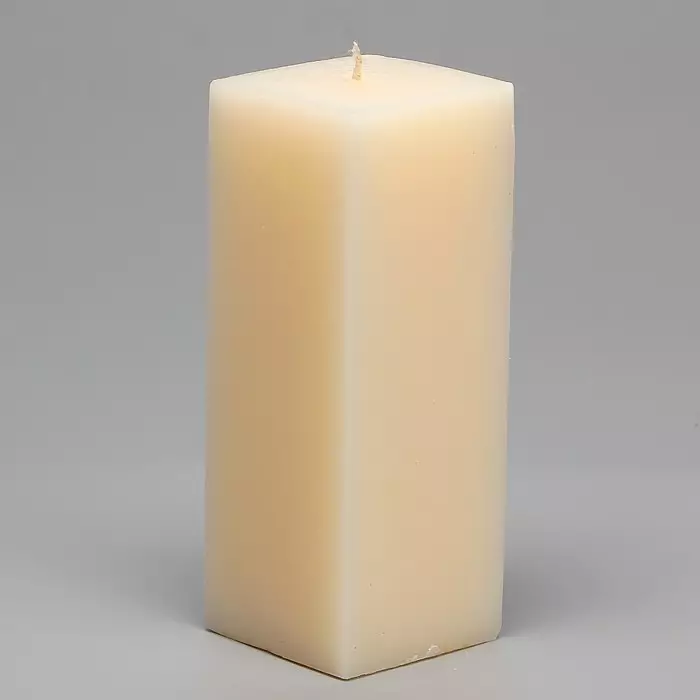 Parafino žvakės (30 nuotraukų): lydymosi temperatūra ir kitos savybės. Kaip padaryti savo rankas namuose baltos prekybos žvakės? Koks parafino vartojimas? 20688_6