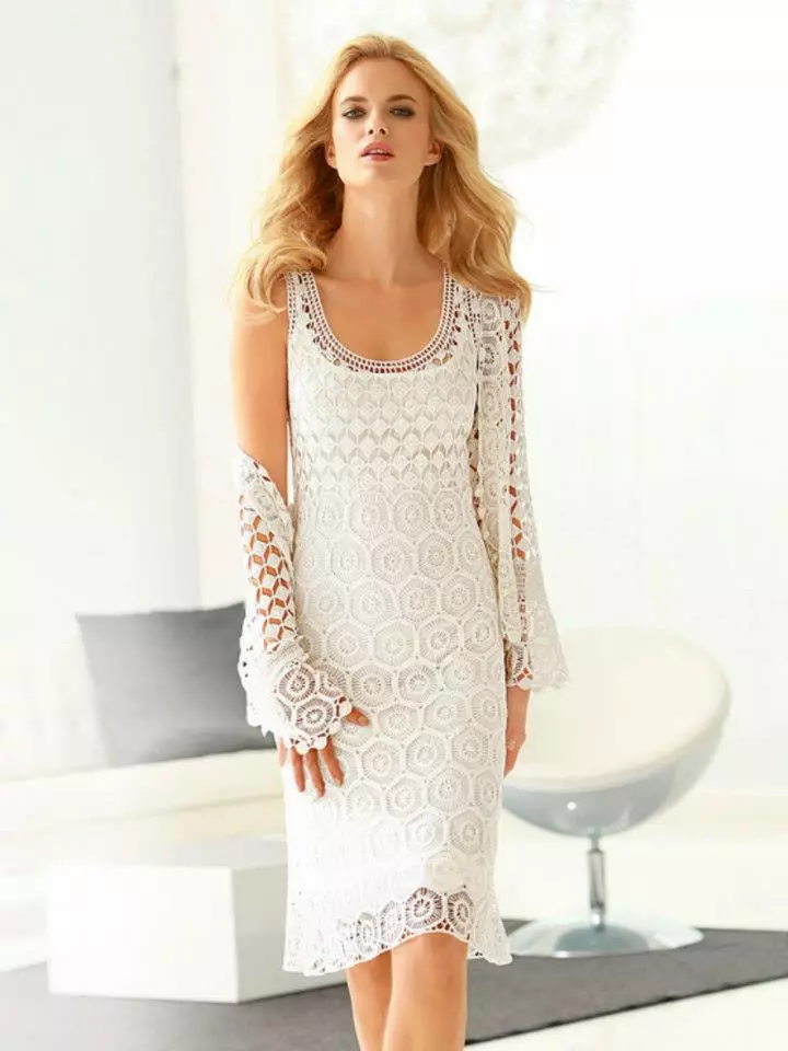 Հյուսել ամառային զգեստ սպիտակ
