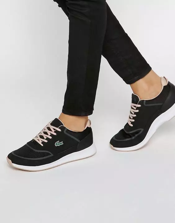 Sneakers Lacostic (58 argazki): ereduak, emakumeak eta haurra, altua 2070_4