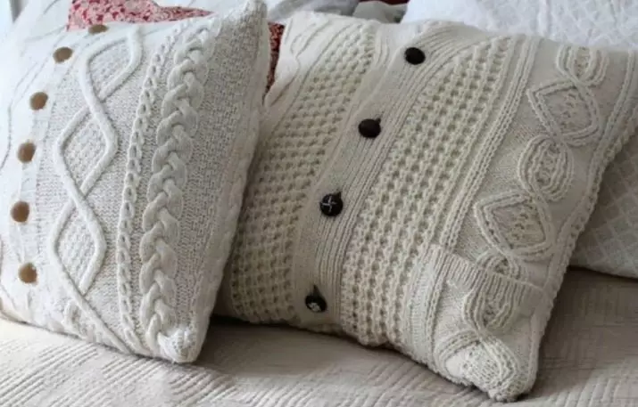针织枕头（34张）：从毛绒和其他纱线，装饰枕头以牛的形式，新年的枕头以明星和其他人的形式 20717_29