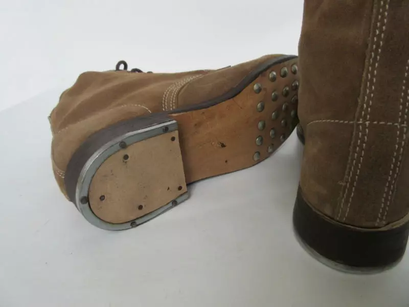 çizme Gjermanisht (foto 63): këpucë dimrit grave të kompanisë gjermane 2074_10