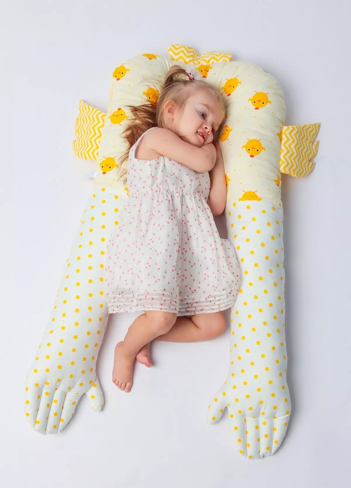 Jastuk za spavanje: kako odlučiti odabrati za dobar san? Jastuk između nogu i stana, velikih u punom rastu i standardu, dimenzije 20758_11