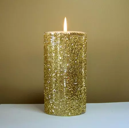Candle Decor: Danûstendina candles bi destên xwe bi sets, xemilandinên zewacê li ser çîna masterê, şemên spî li bankek û ramanên din 20782_33