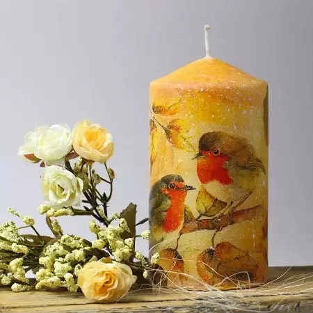 Candle Decor: Danûstendina candles bi destên xwe bi sets, xemilandinên zewacê li ser çîna masterê, şemên spî li bankek û ramanên din 20782_4