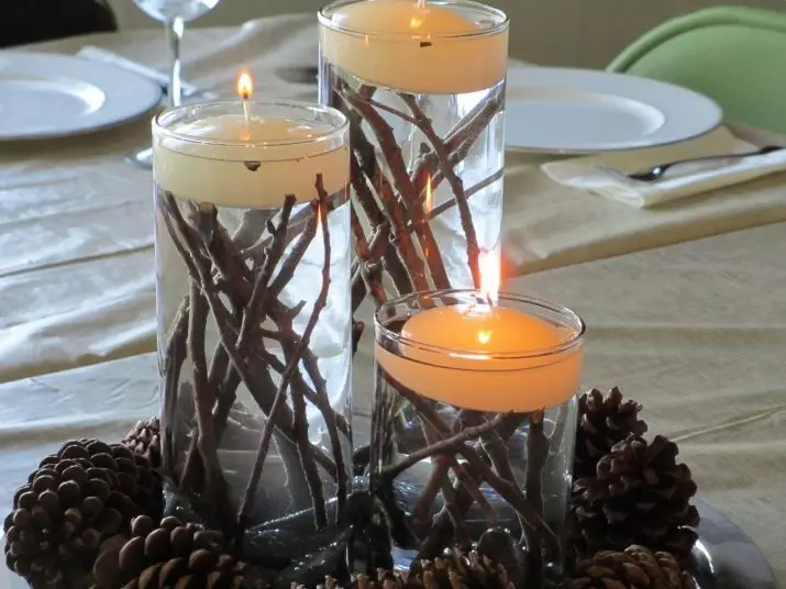 Чай свещи (31 снимки): Видове свещи таблетки, диаметър и размер на свещници. Колко е на път? Как да използвам? 20785_23