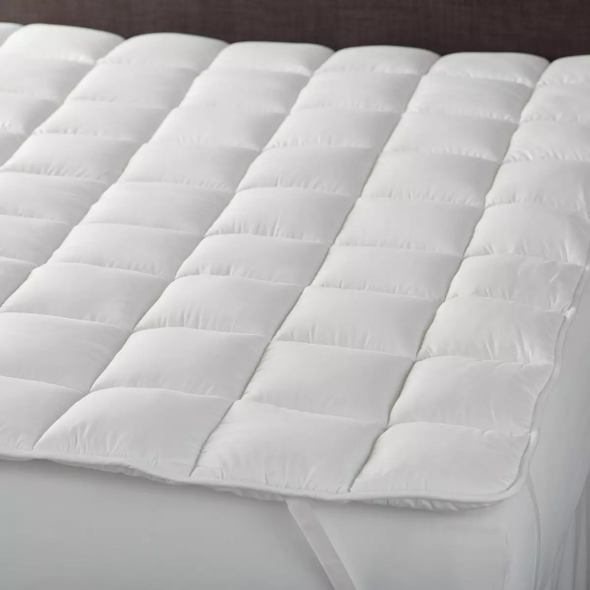Hogyan készítsünk matracot? Kiválasztva egy merevséget egy puha matracon. Hogyan növelhető a merevség otthon? 20788_9