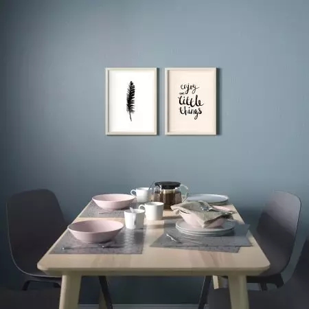 Ikea afişalary: Diwarlar üçin afbrylary gözden geçiriň we içki, ramçyklar, ramlar we otaglar üçin geçelgeler, aşhana we ýaşaýyş otagy, gara we ak we reňk afişalary üçin ortaça 70 we beýleki ýollar üçin 50-de 20793_24