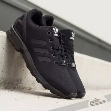 Black Sneakers Adidas (29 Photos): Mga sikat na modelo 2081_3