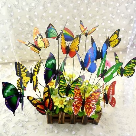 Papieren decoraties voor kamer met eigen handen: Butterfly Decor op de muur en pompen, producten van gegolfd en gekleurd papier, origami en sneeuwvlokken 20826_47