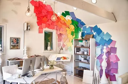Papieren decoraties voor kamer met eigen handen: Butterfly Decor op de muur en pompen, producten van gegolfd en gekleurd papier, origami en sneeuwvlokken 20826_7