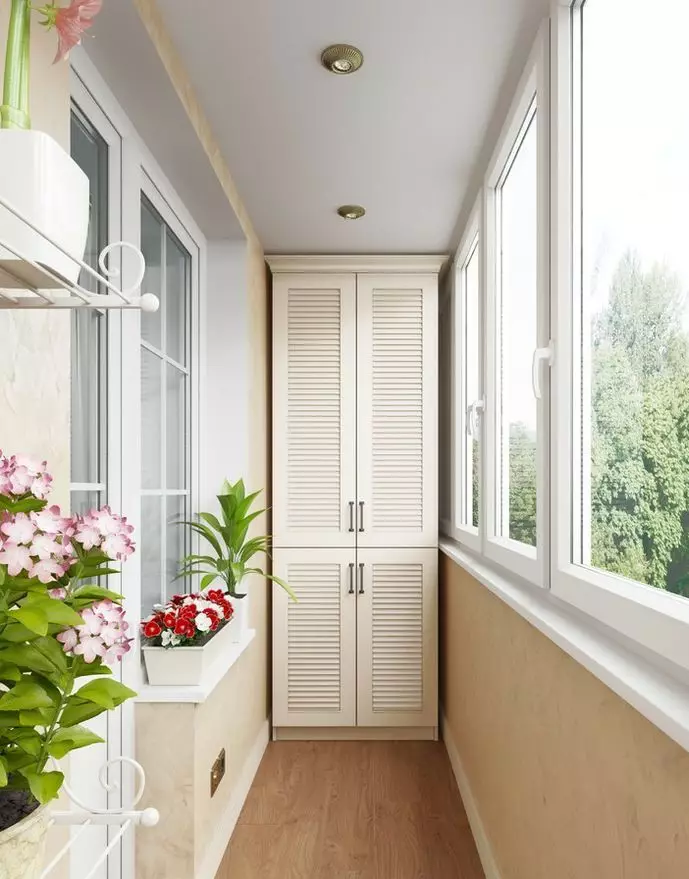Балкон кабинети (108 фотографии): Примери на вградени и пластични кабинети за балкон, интересни идеи за дизајнерски кабинети со ролетни ролетни и обложување 20841_59