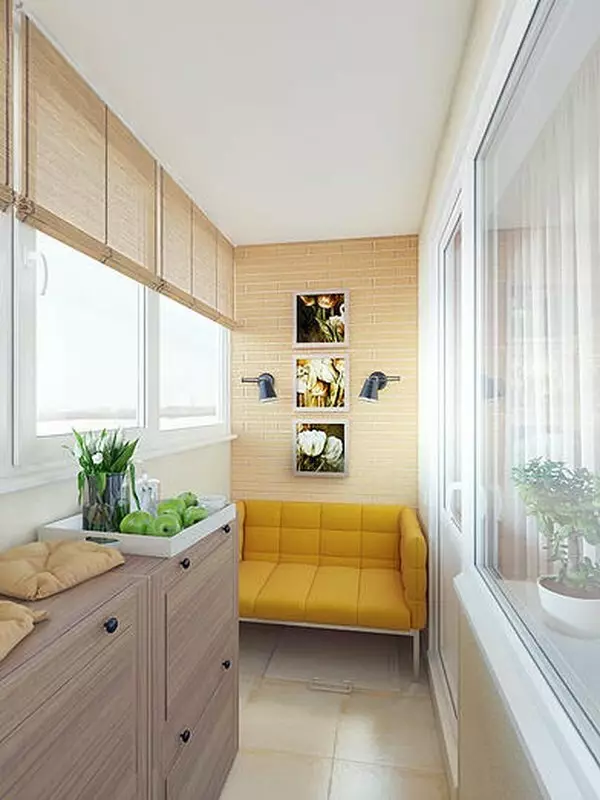 Dīvāni balkoniem un lodžijām (65 fotogrāfijas): pārskats par maziem dīvāniem ar uzglabāšanas kastes, izvēlieties stūra dīvāni ar guļamvietu, balkona dizains ar šauru locīšanas mini dīvānu 20846_2
