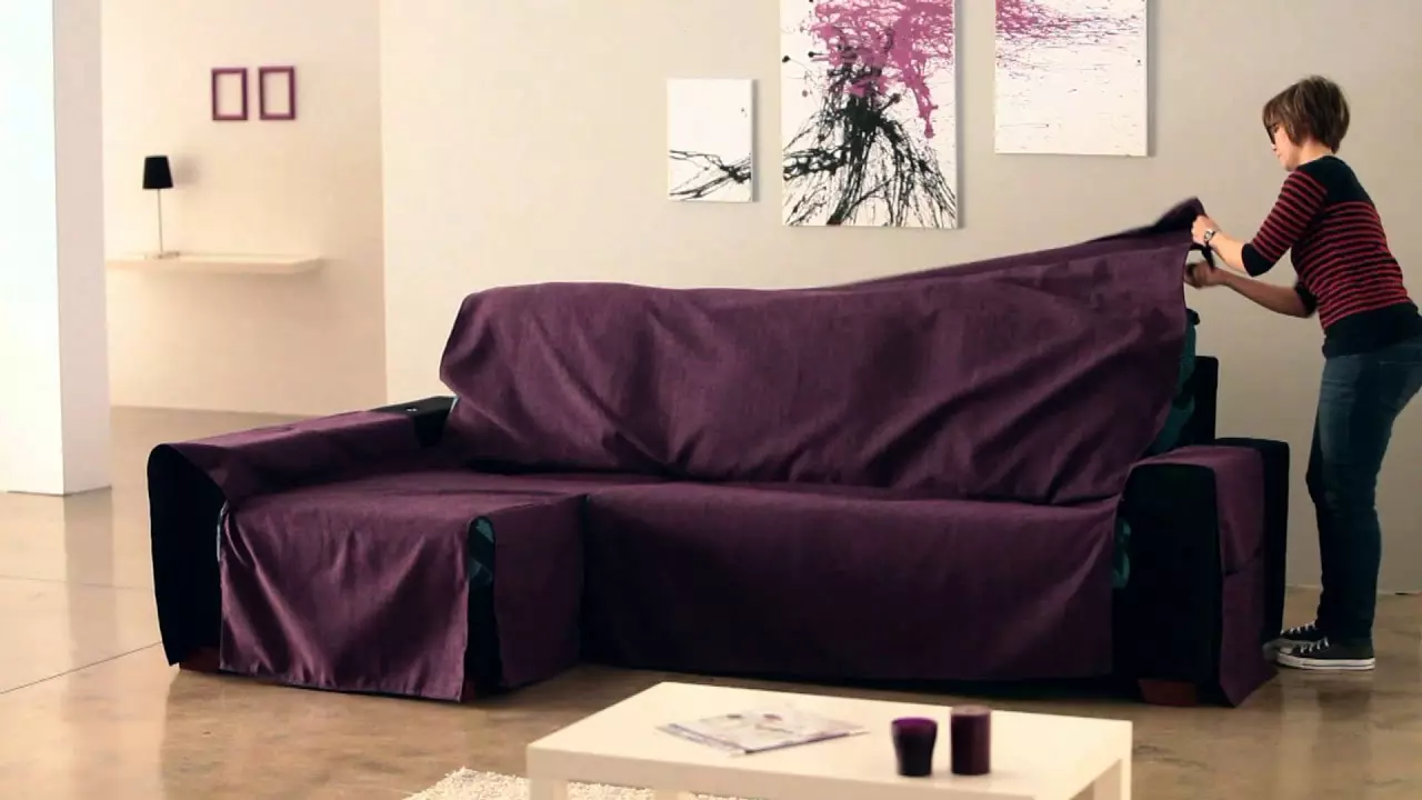 EUROCHET en el sofá de la esquina (31 fotos): ¿Cómo usar en un sofá con un estante en la esquina, con una protuberancia a la izquierda o derecha? ¿Cómo tirar de la caja en un modelo sin reposabrazos? 20864_23