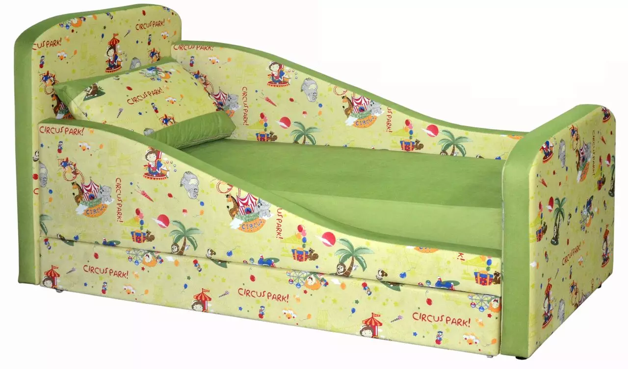 Софе са софом за децу од 3 године (51 фотографије): креветна софа за девојчице и дечаке, склопиве софе са боком 20870_21