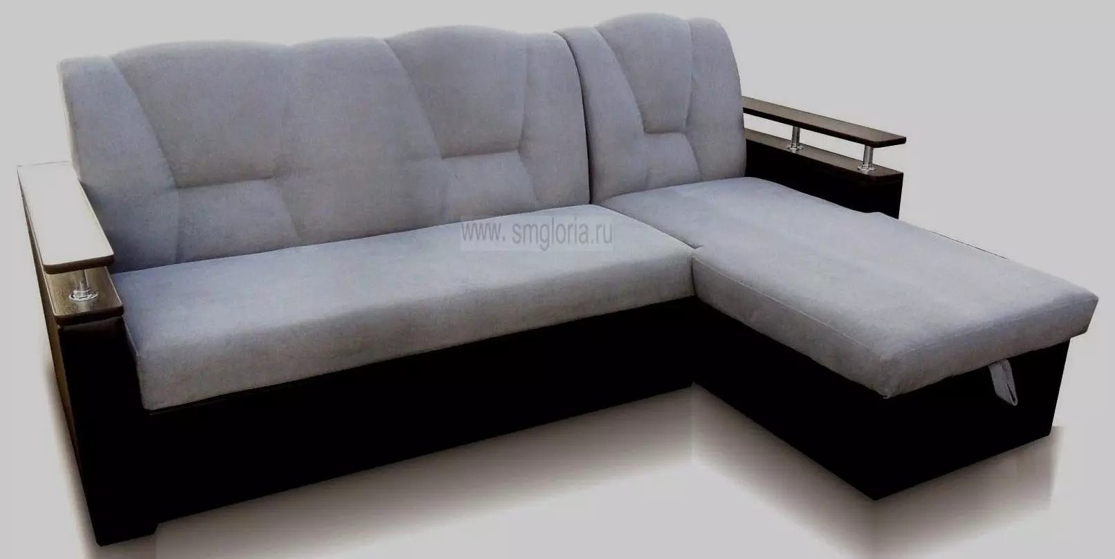 带奥斯曼的角落沙发（32张）：折叠型号概述没有扶手和其他扶手，尺寸和室内住宿。如何选择一个好的选择？ 20881_24