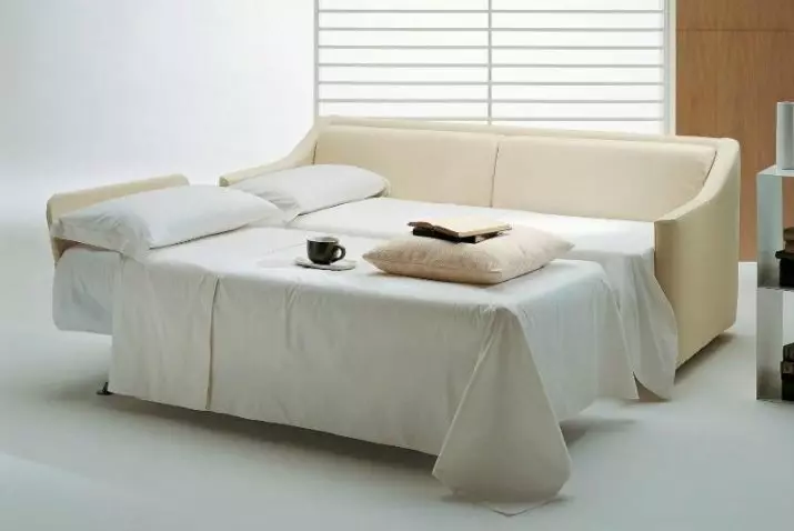 Lipat Sofa Angular (48 foto): Tinjauan umum model besar dan kompak dengan panjang 180 cm dan ukuran lainnya. Bagaimana cara memposisikan? 20889_22