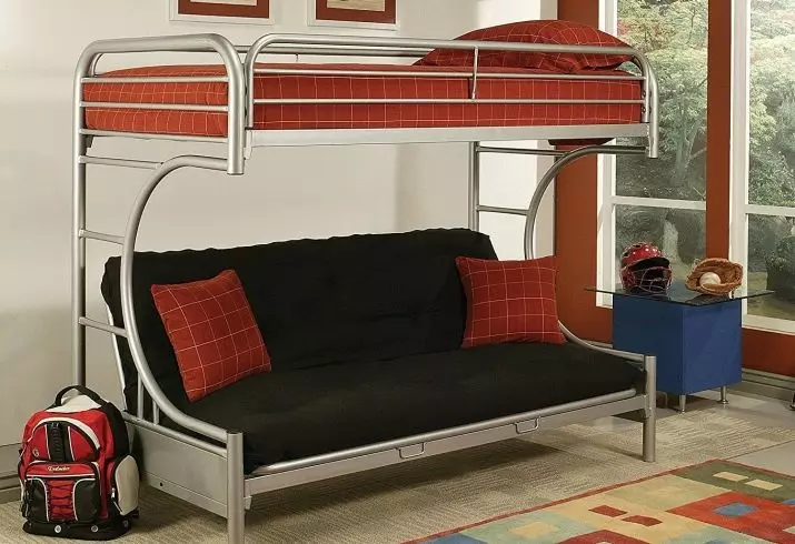 Baba emeletes ágy egy kanapé (53 fotó): kétszintes ágyak tetőtérben a gyermekek és a tizenévesek, a modell egy szobában A lányok és fiúk 20896_51