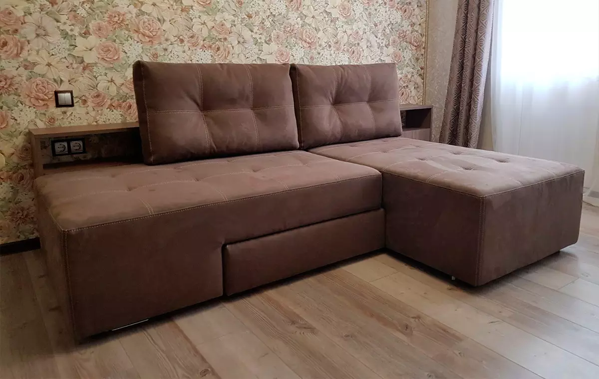 أرائك زاوية صغيرة مع مكان للنوم: أريكة صغيرة 2000x1400 مم والأحجام الأخرى المدمجة. اختيار أريكة صغيرة 20908_36