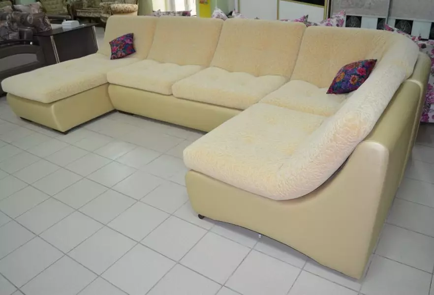 Sofa sudut kecil (75 gambar): Dimensi sofa kecil sofa kecil. Lipat padat dan sofa tidak terkawal di pedalaman 20914_31