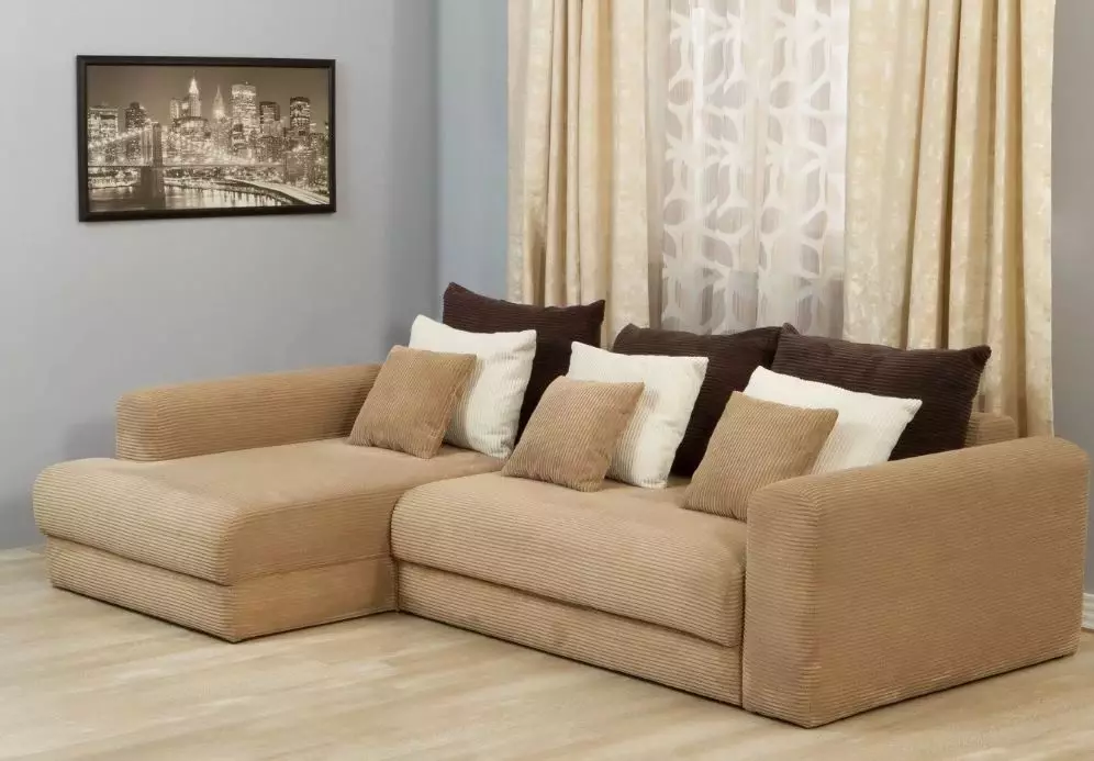 Little Corner Sofas (75 fotos): Dimensiones de pequeños sofás pequeños sofás. Sofás compactos plegables y poco lóginales en el interior. 20914_68